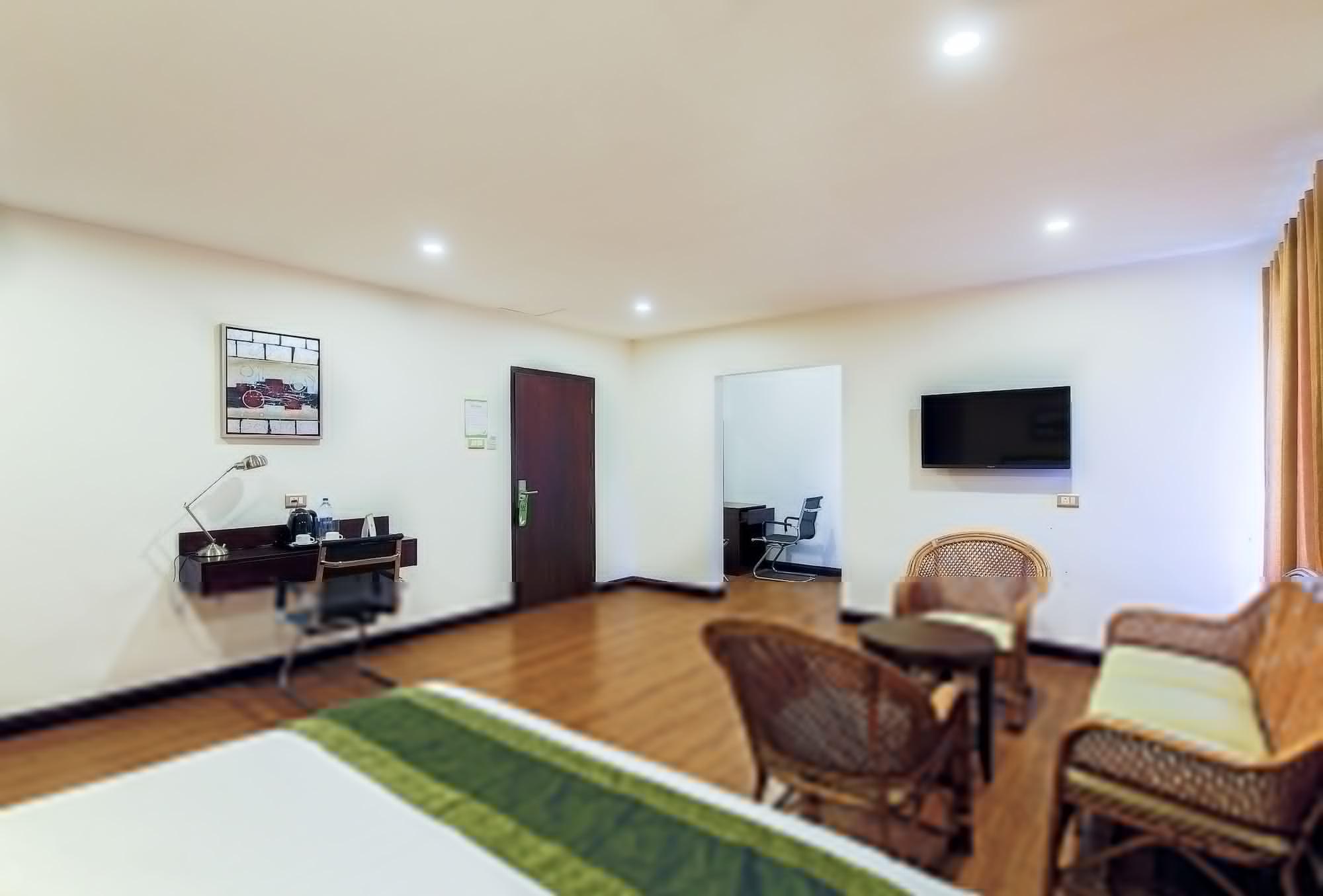 Hotel Treebo Trend Adrak 3*